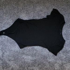 Short-sleeved bodysuit